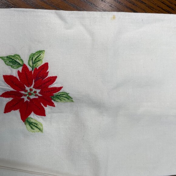 Vintage Christmas Linen Tea Towel Hand Embroidered Embellished Chrysanthemums u - Picture 2 of 4